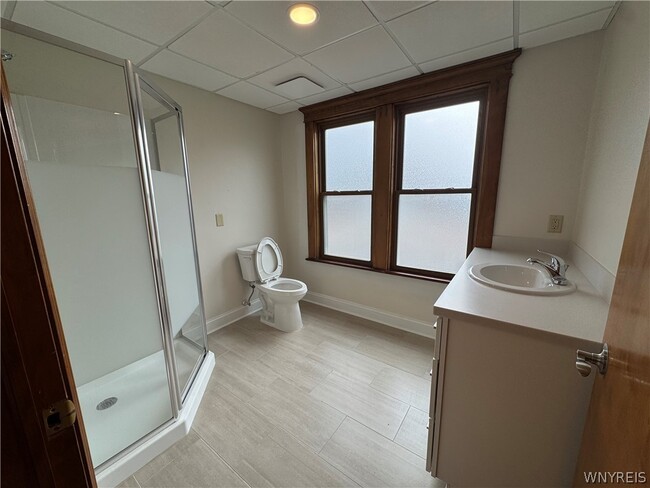 Building Photo - 117 Humboldt Pkwy