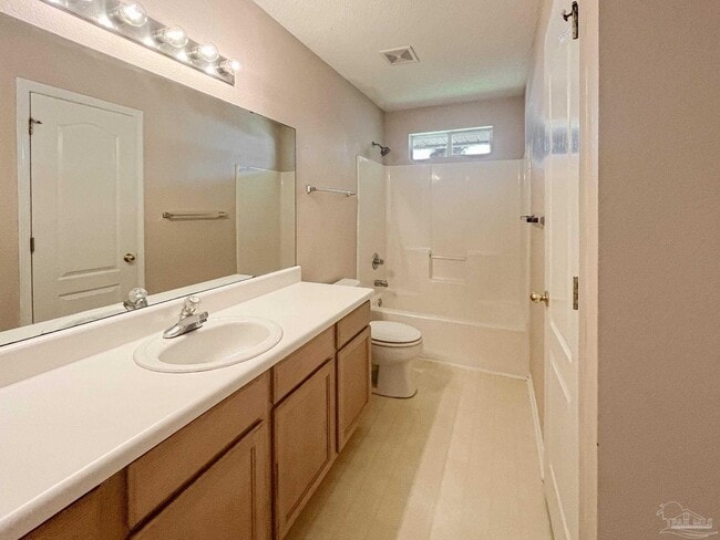 Building Photo - 902 Catskill Ln