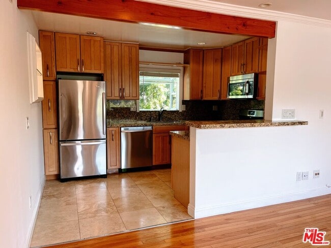 Building Photo - 309 Broadway St