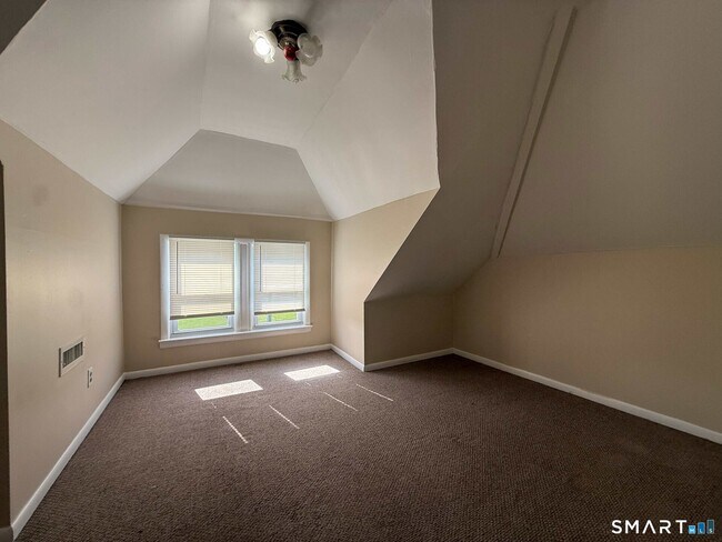 Building Photo - 134 Woodward Ave