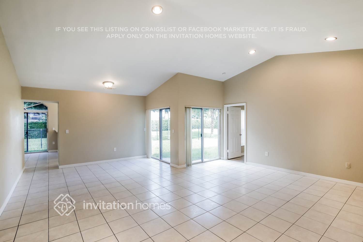 Building Photo - 211 NW 187th Ave