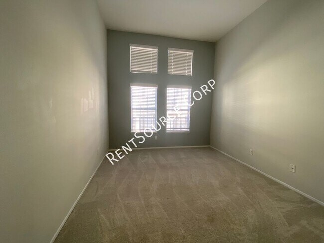 Building Photo - 24145 Del Monte Dr.