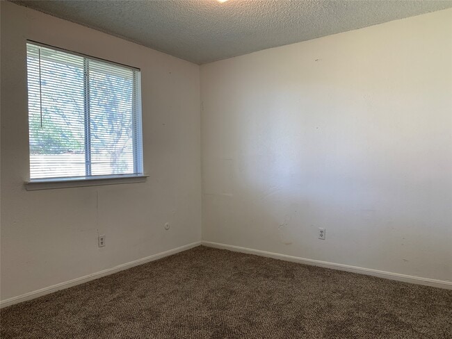Building Photo - 7026 Rockergate Dr