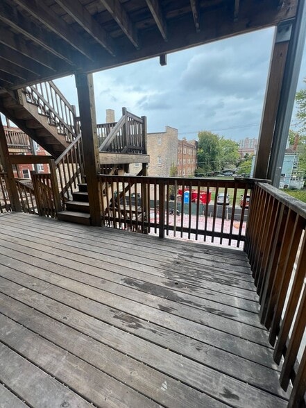 Building Photo - 4636 N Malden St