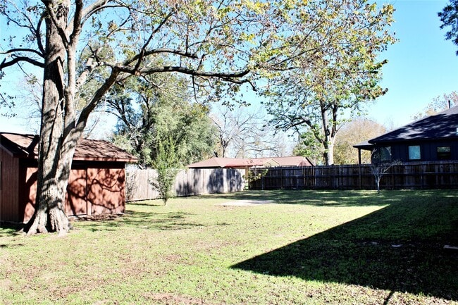 Building Photo - 1126 Jackson St