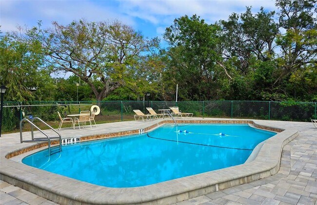 Building Photo - 3333 Ramblewood Ct