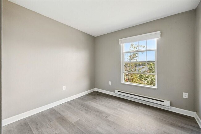 Building Photo - 4111 Harvest Ln