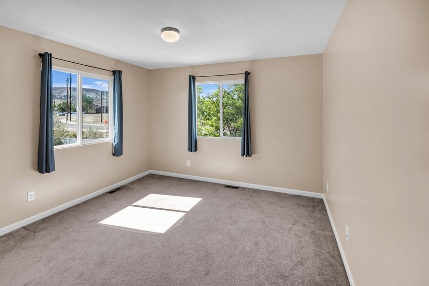 Building Photo - 2705 Cloud Ct