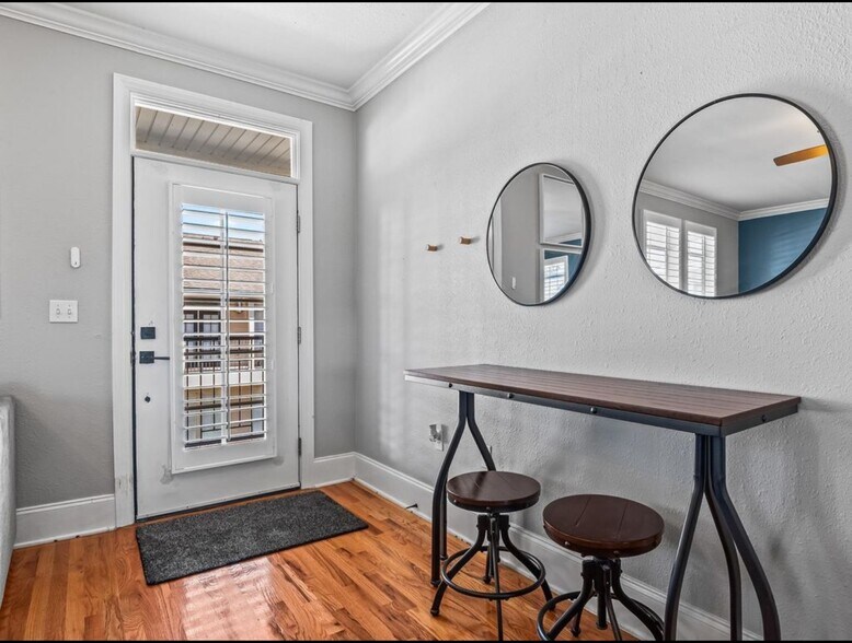 Building Photo - 415 Saint Francis St