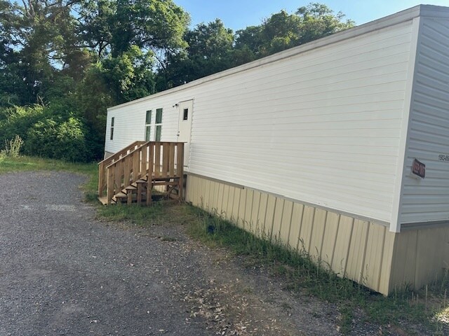 Primary Photo - 140 E Ensley St