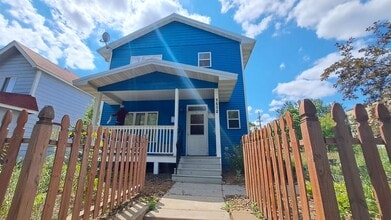 Building Photo - 1512