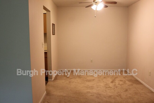 Building Photo - 5091 Sanlin Drive
