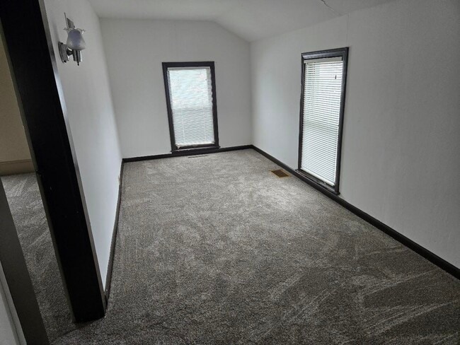 Building Photo - 135 W Michigan Ave