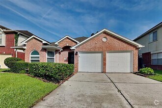 Building Photo - 26903 Regency Pines Dr