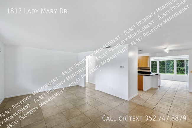 Building Photo - 1812 Lady Mary Dr