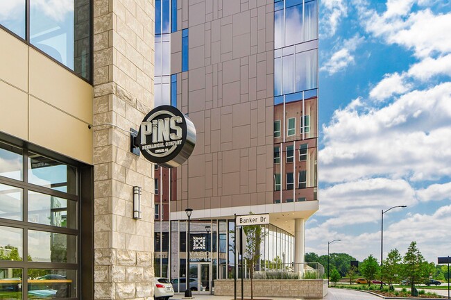 Building Photo - 4186 McCune Ave