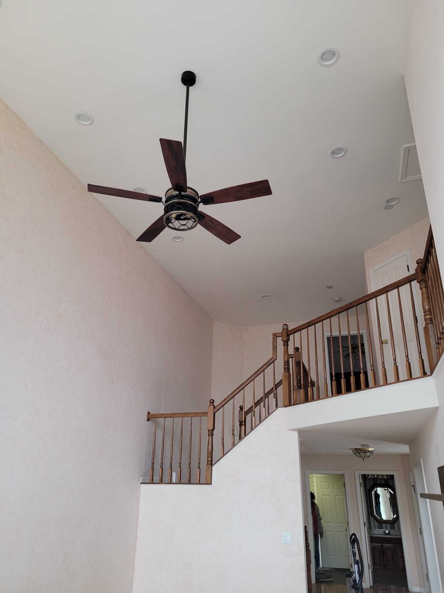 Building Photo - 920 Sweetflower Dr