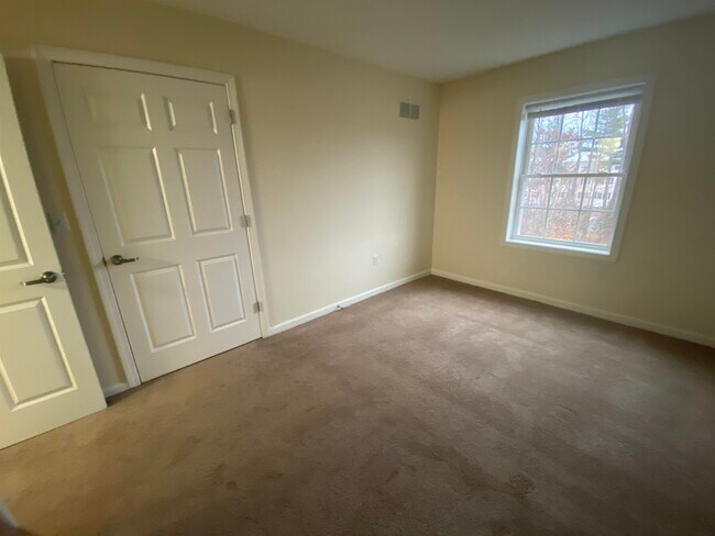 Building Photo - 80 Sentinel Court