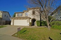 Building Photo - Spacious 4 bedroom 2.5 bathroom in Lincoln Crossing!