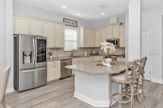 Building Photo - 16750 Abbey Hill Ct
