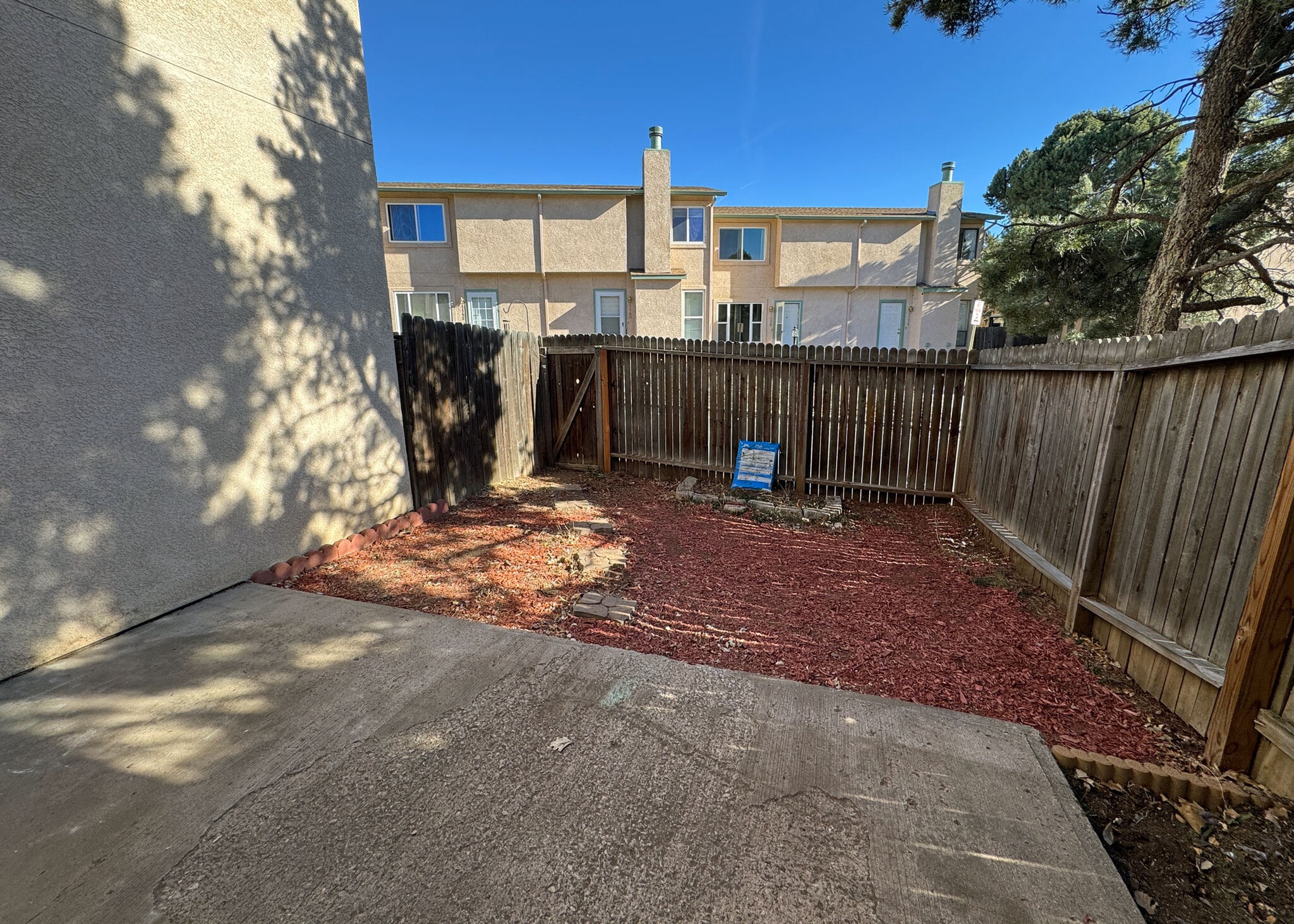 Building Photo - 1118 Darby St