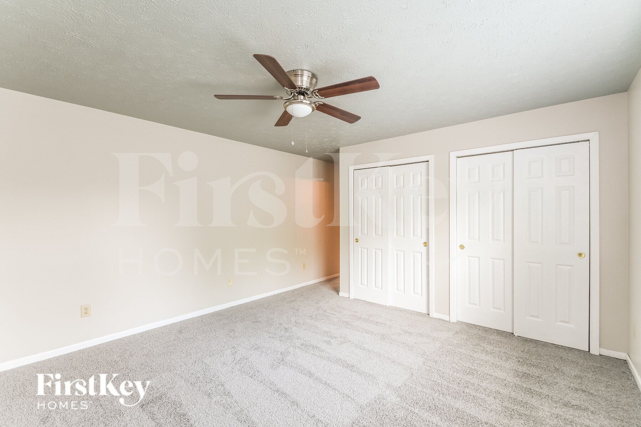 Building Photo - 5815 Victory Ave