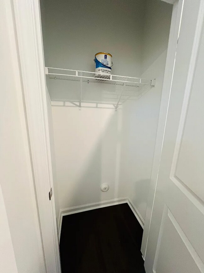 Building Photo - 187 N Finley Lndg Pkwy