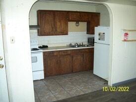 Building Photo - 4209 Broadway Ave