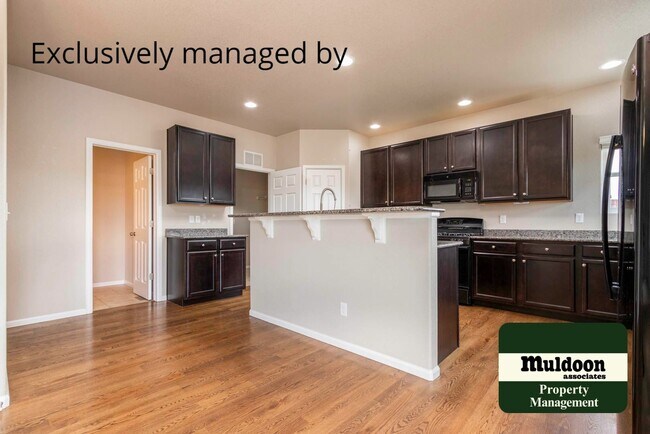 Building Photo - Beautifully done home close to Military Bases and Amazon Building!