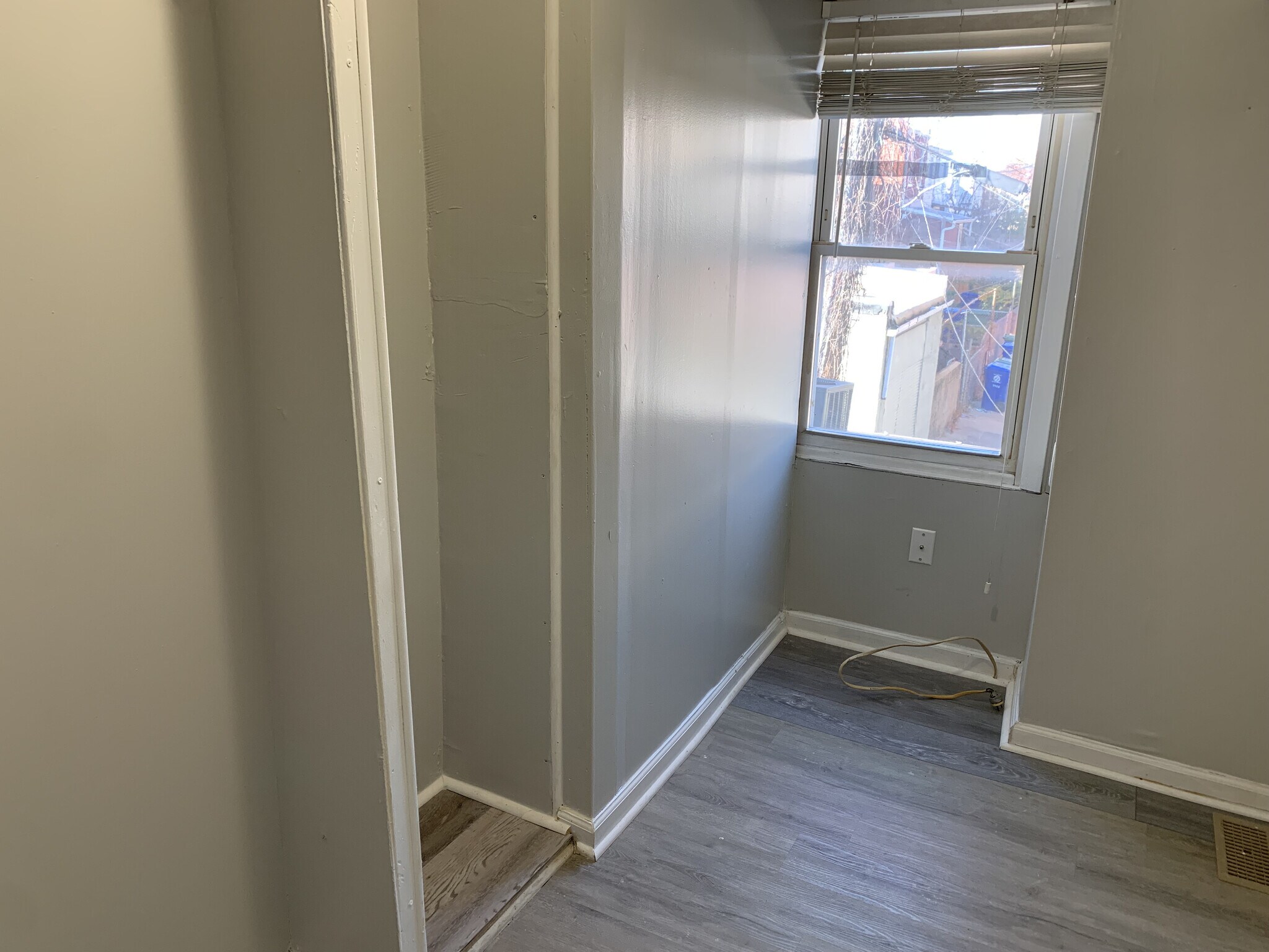 bonus room second floor - 334 W 29th St