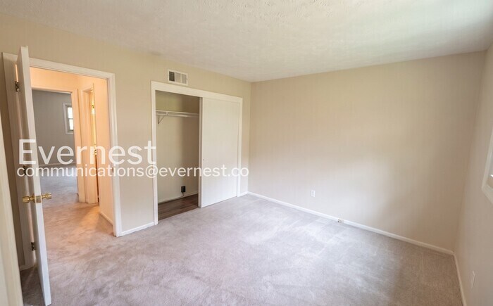 Building Photo - 4812 Merrifield Pl