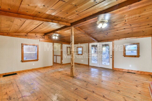 Building Photo - 455 Cantrell Rd