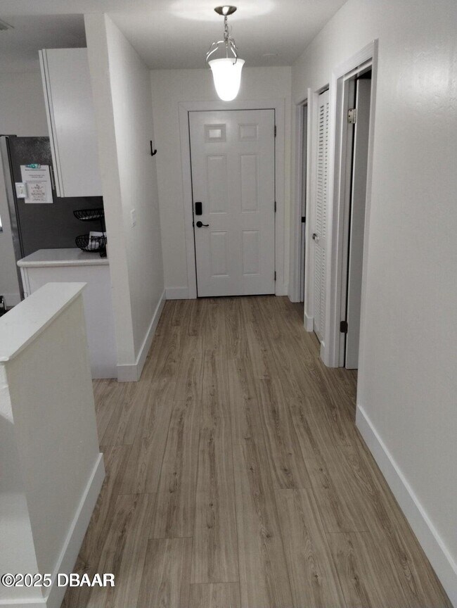 Building Photo - 962 Stonybrook Cir