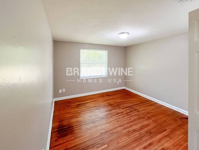 Building Photo - 1001 Fields Rd