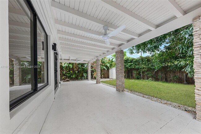 Building Photo - 7525 Adventure Ave