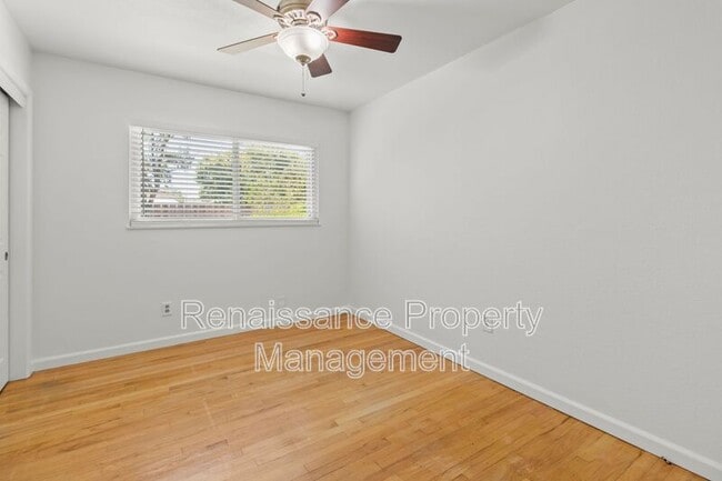 Building Photo - 5619 N El Dorado St