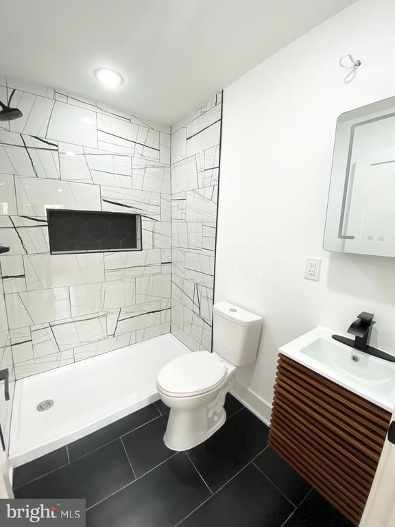 Building Photo - 2533 N 7th St