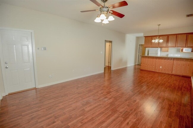 Building Photo - 2116 Bullocks Run Rd