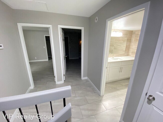 Building Photo - 2 br, 3 bath House - 2139 Pine Breeze Ln