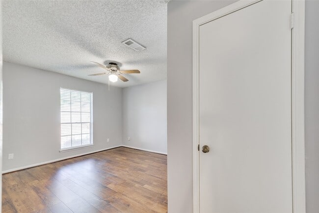 Building Photo - 14228 Misty Meadow Ln