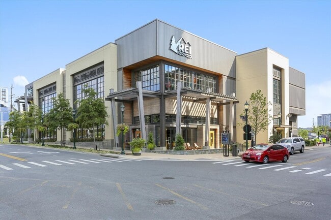 Building Photo - Spacious North Bethesda 3BR with Private Patio & Resort-Style Amenities