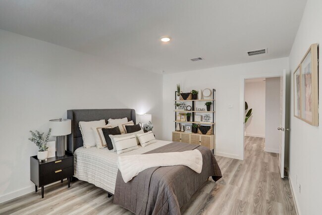 Building Photo - 2631 Callahan Springs Ln