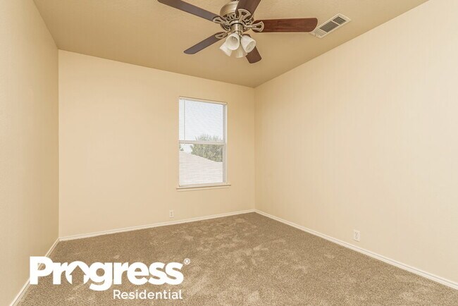 Building Photo - 2304 Eagle Mountain Dr