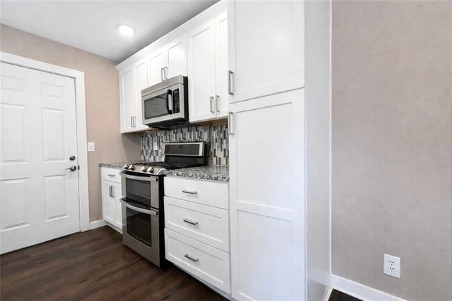 Building Photo - 1291 Lorenzo Dr SW