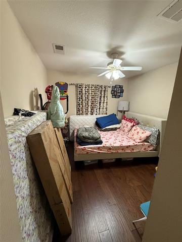 Building Photo - 1619 Mineral Springs Dr