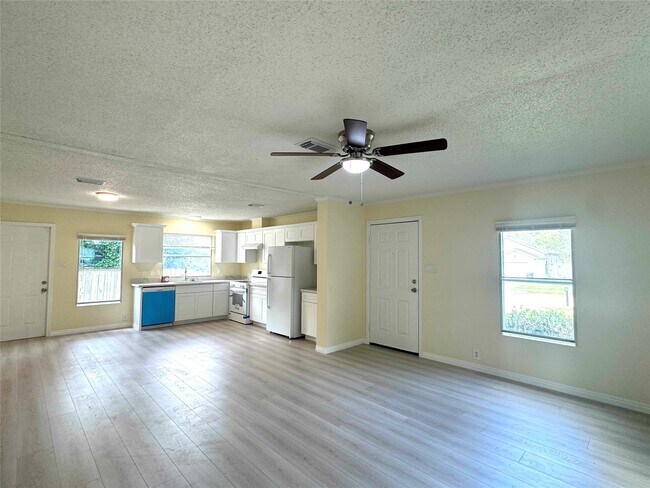 Building Photo - 11730 Greenglen Dr