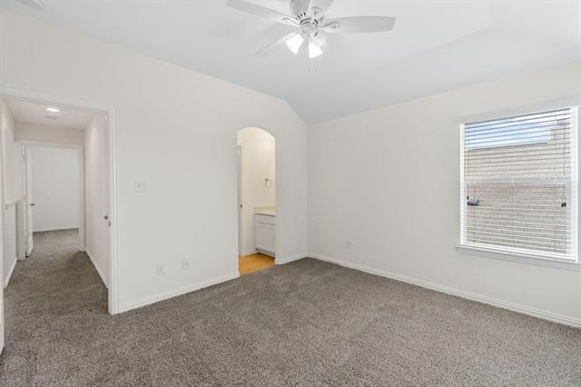 Building Photo - 1705 Medina Ln