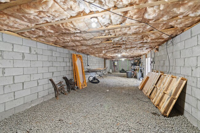 Building Photo - Amazing home in sought-after Winding River Plantation