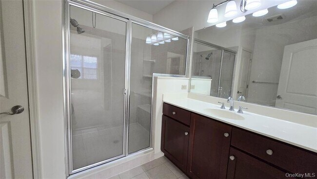 Building Photo - 106 Canter Ct
