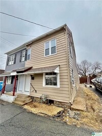 Building Photo - 11 Early St